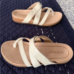 Vionic Cream Crisscross Toe-Post Sandal